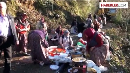 Köylerinin Su İhtiyacı İçin İmece Usulüyle Çalışıyorlar