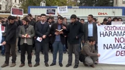 AGD'den "Demba Ba"lı "Noel Baba" Protestosu