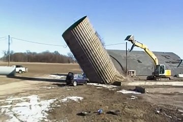 Arabayı Park Ettiğiniz Yere Dikkat Edin