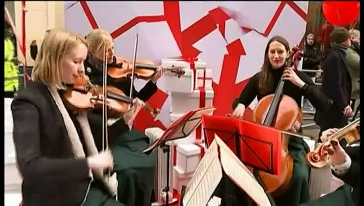 Boxing Day à Londres : les acheteurs à l'assaut des soldes