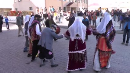 Tunceli'de Yeni Yıl "Gağan" Geleneğiyle Karşılandı