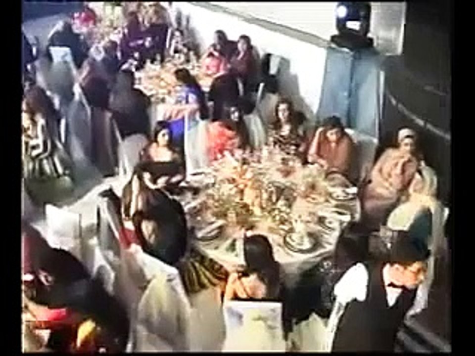 حظور زوجة محمد السادس لحفل زفاف عائشة معمر القذافي - Vidéo Dailymotion