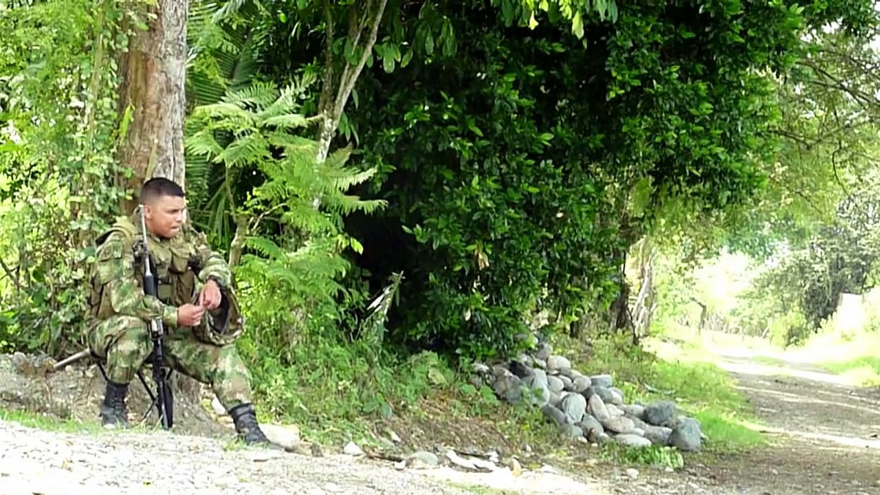 FARC libera a soldado colombiano