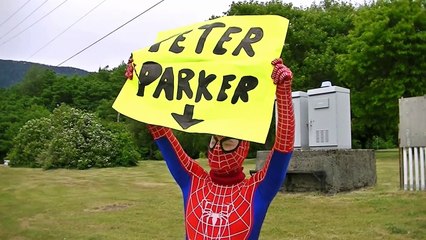 Spider-Man Reveals His Secrety Identity To The World