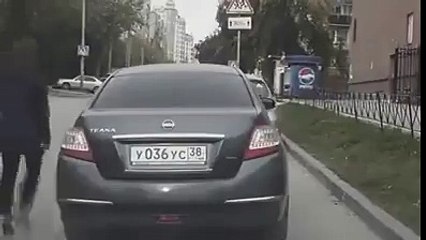 Please Be Careful   Smart Way Of Stealing