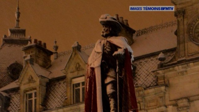 Images des témoins BFMTV - La neige annoncée par Météo France est là