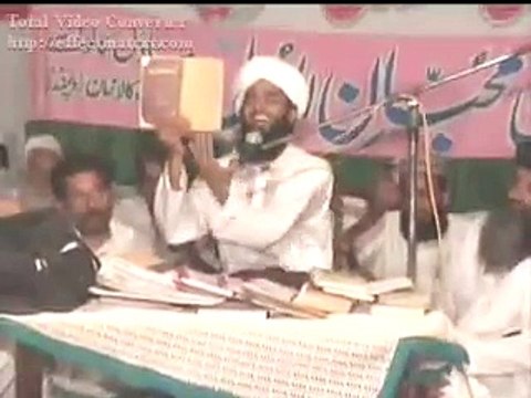 Is This A Molvi or Entertainer, Watch What He is Doing, Really Interesting Video