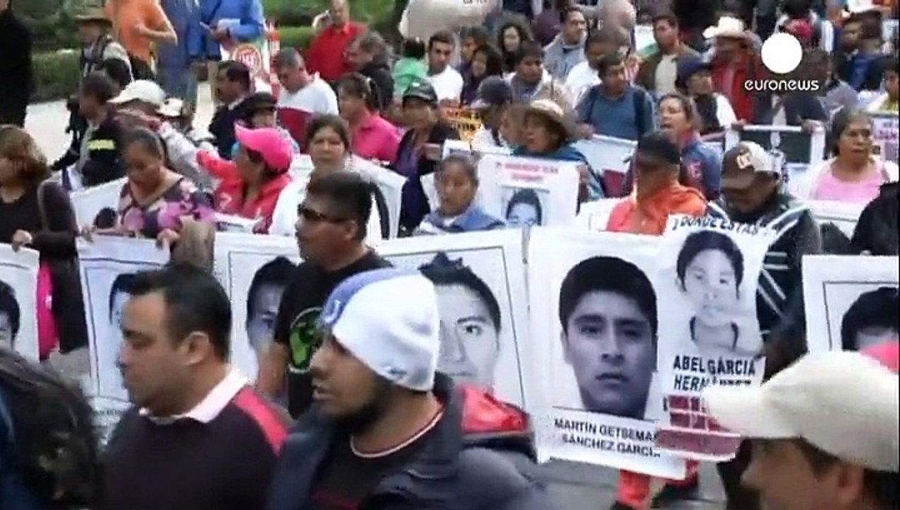 Mexiko: Protestanten fordern Aufklärung über das Schicksal der verschleppten Studenten