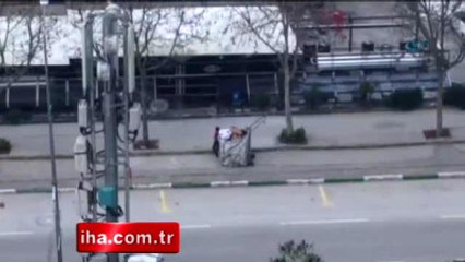 Polisin Hurdacı Çocuğa Yardımı