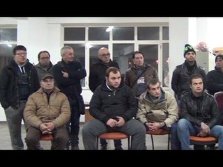 Descargar video: Aversa (CE) - Natale 2014, scambio di auguri con Protezione Civile e Nonni Vigili (24.12.14)