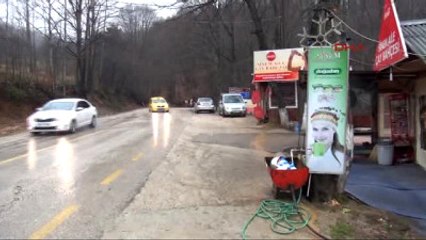 Uludağ Yolunda Parası Olmayana Bedava Kahvaltı