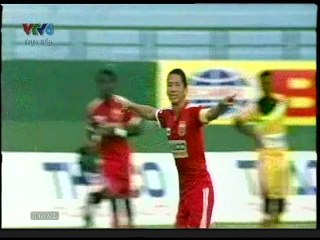 B.Bình Dương thắng Hải Phòng 1-0 (Siêu Cup Quốc gia 2014)