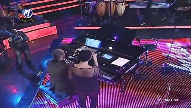 06 şevval sam fatih erkoç cheek to cheek 29.12.2011 yankılar