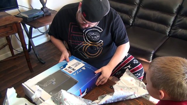 Après le scandale de la PS4 , le grand-père en remet une couche ...