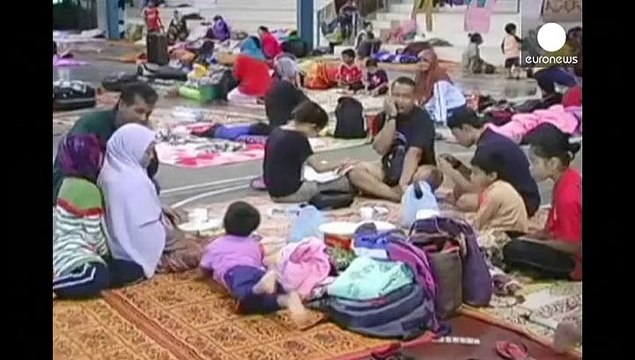 Inundações na Malásia já deixaram sem casa mais de 160 mil pessoas. São as maiores chuvas, dos últimos 40 anos