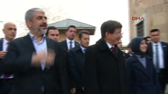 Davutoğlu, Meşal ile Mevlana Müzesini Ziyaret Etti