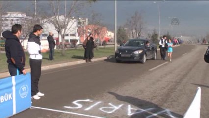 Koşunun Temposuna Dayanamayınca Gözyaşlarını Tutamadılar