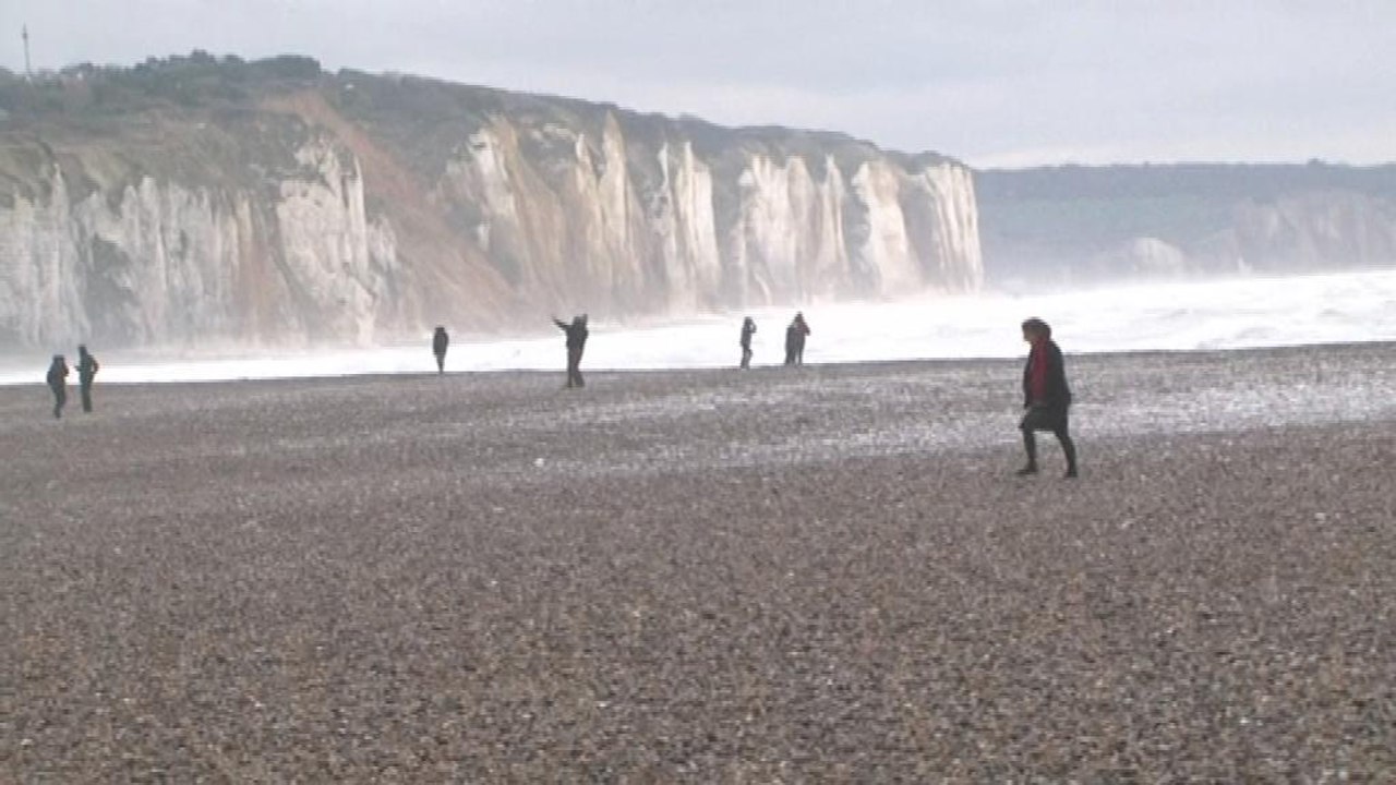 Tempête: de fortes rafales de vents ont touché la côte normande