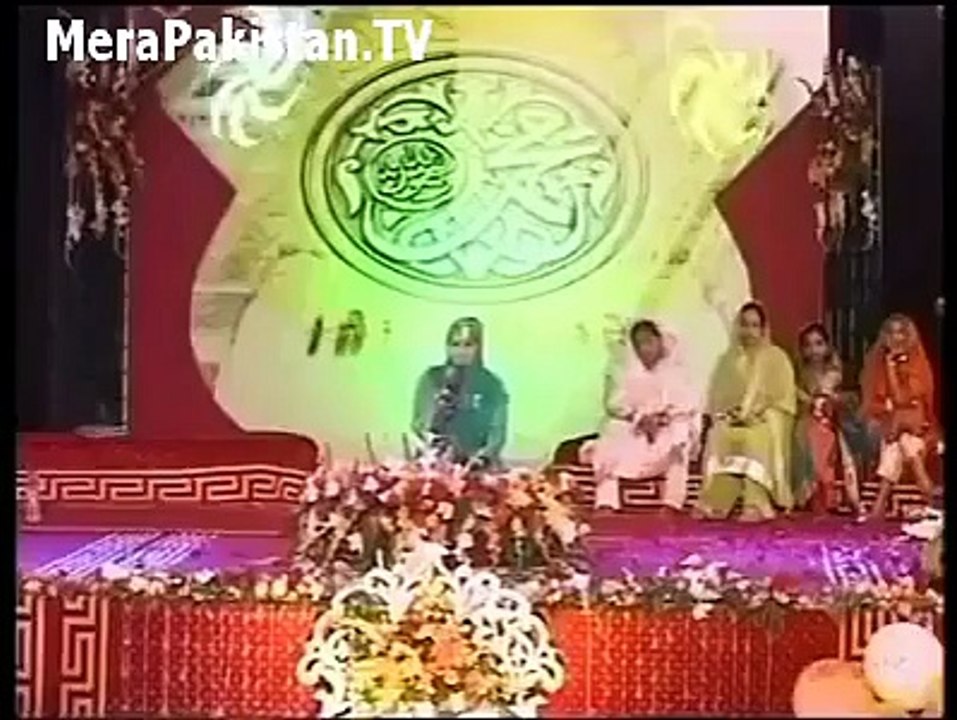 سبحان الله کیا خوبصورت نعت ہے دل کو چھو لینے والی ویڈیو