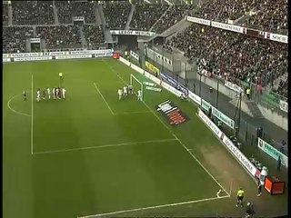 04/11/06 : Stéphane Mbia (13') : Rennes - Lyon (1-0)