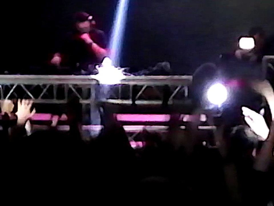 soirée dj MOTI  avec DJ MAGNUS LOPEZ AU PLATINE A LA PLAGE LE CLUB