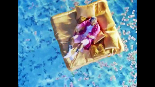 פתיח התוכנית בייס- מוזיקה שחורה היום עם מומי לוי ברדיוס מאה אפאם-2015