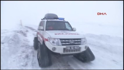 Umke'den Kar Altına Kalan Yaralıya Yardım Tatbikatı 3