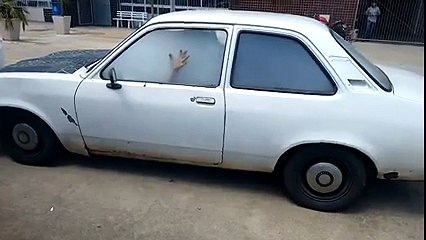 لگا دم، مِٹا غم۔۔۔۔۔یہ دھواں دھواں سا رہنے دو