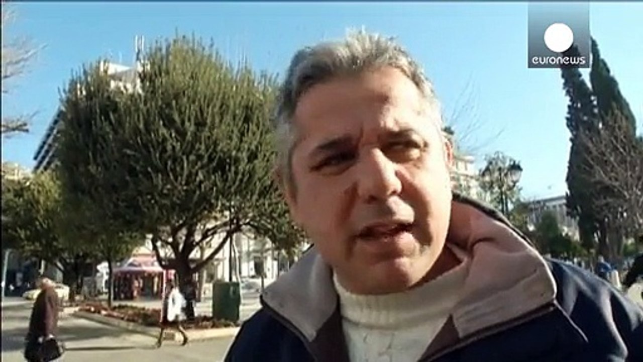 واکنش محتاطانه یونانی ها به توافق در مورد بدهی ها