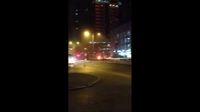 Incêndio atinge arranha-céu em Dubai