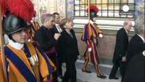 Deutsche Bundeskanzlerin Merkel bei Papst Franziskus im Vatikan