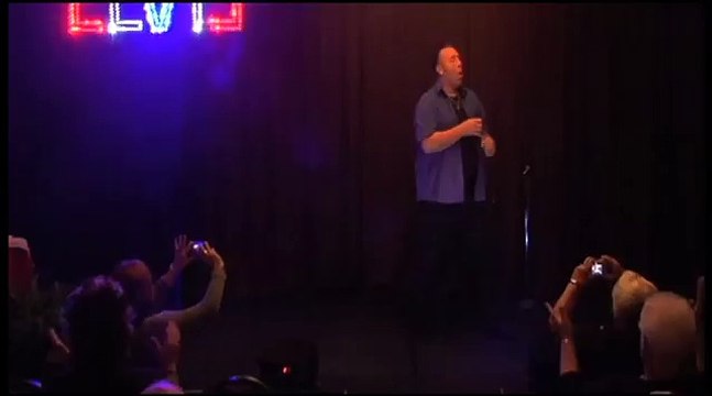 Scott Michael sings Sweet Caroline at Elvis day Elvis Presley song video