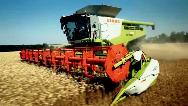 New CLAAS LEXION 780 Harvester