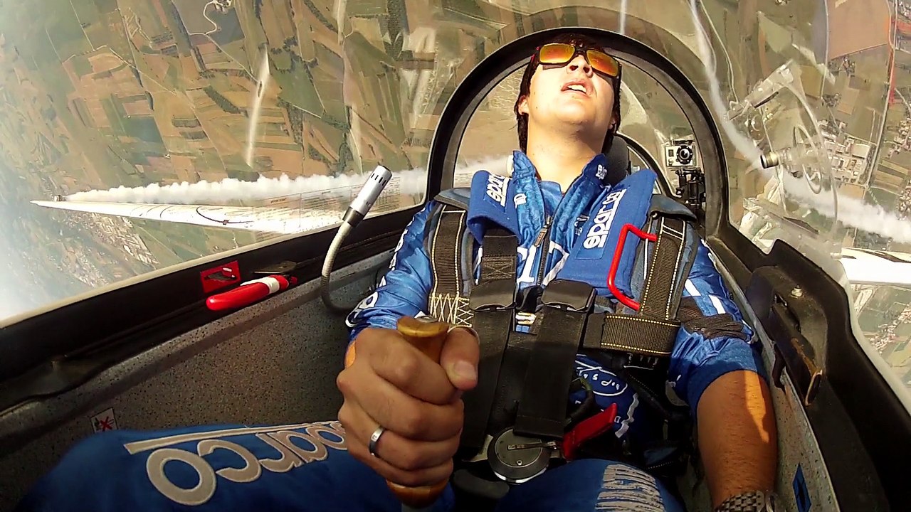 Luca Bertossio - Vita,lavoro ed emozioni by  CITIZEN Watches co.