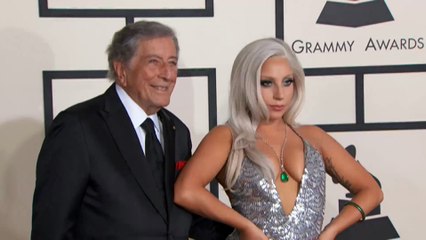 Lady Gaga & Tony Bennett - GRAMMY Fashion Cam