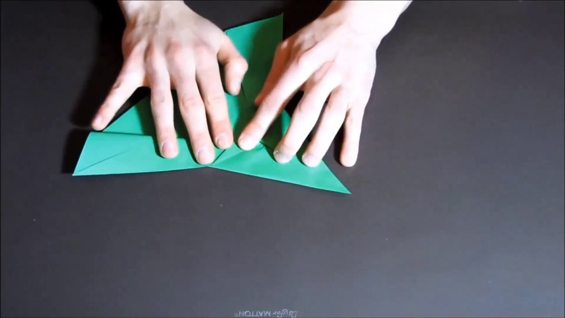 Kağıt Uçak Yapımı - Origami - Kağıt Uçak nasil yapilir - Kağıttan Jet  Yapımı | White - video Dailymotion