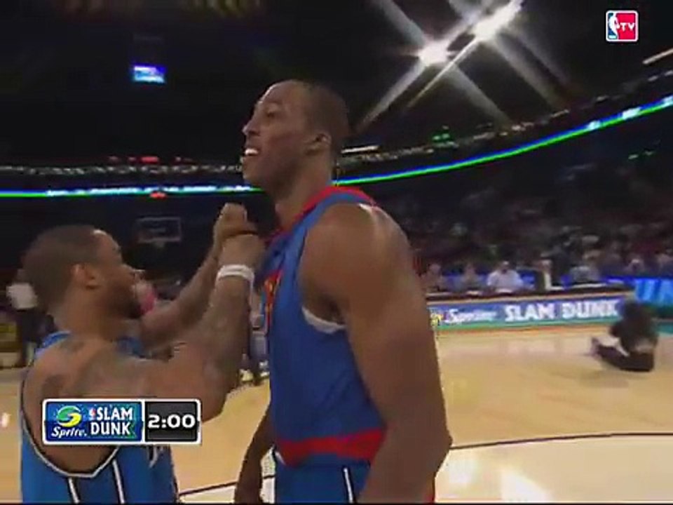 Dwight Howard takes flight on All-Star Saturday Night!