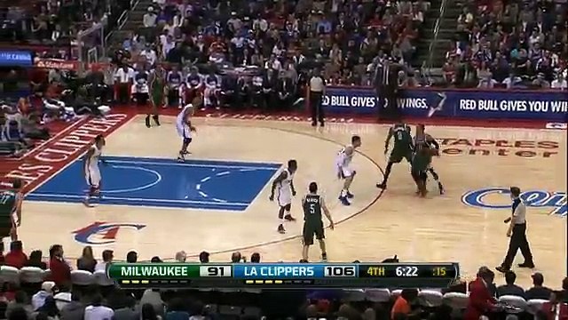 Jamal Crawford's AMAZING alley-oop to Blake Griffin!