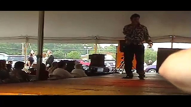 Anthony Hopkins sings Fever at Elvis Week Elvis Presley song 2006 video