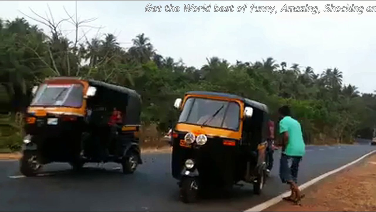 FUNNY PRANK Vs Autorickshaw - Must Watch Funny Video