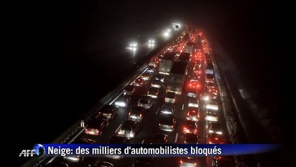 Des milliers d'automobilistes bloqués sur les routes des Alpes