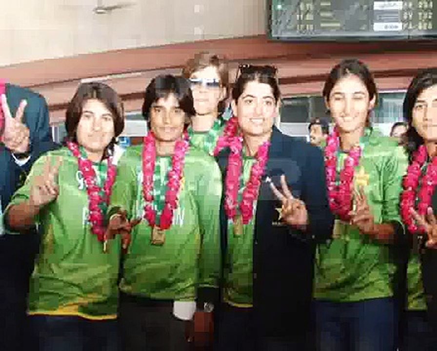 Women Cricket Team Arrival Airport After Winning T20 World Cup Qualifying Round In Ireland Pkg By Na