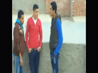 لما تطلب من واحد رخم يصورك ويصور نفسه selfie