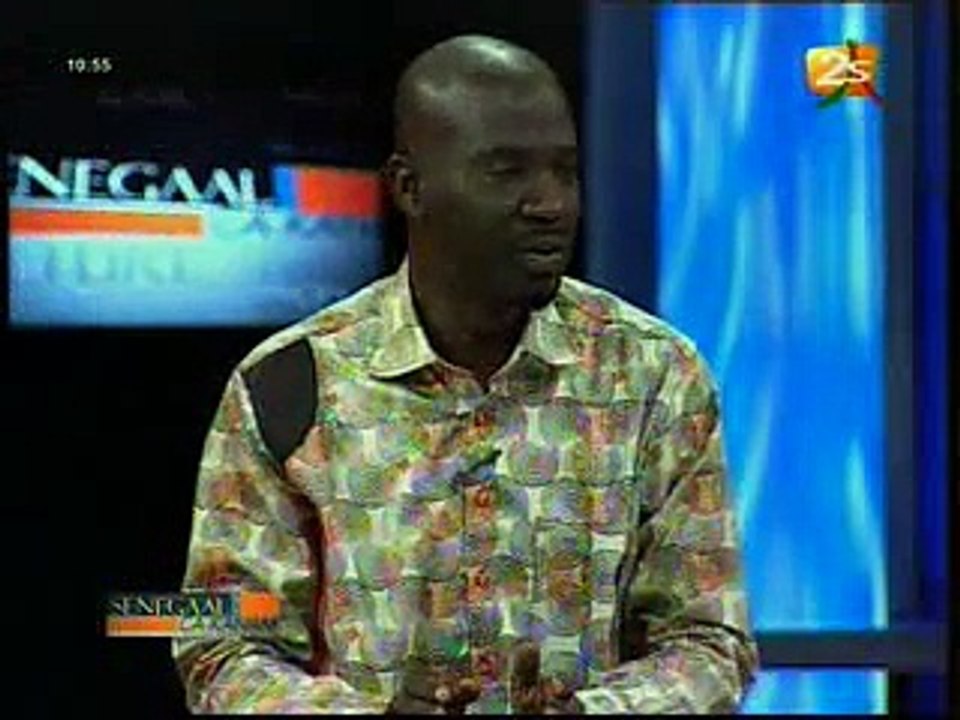 Amina Sakho du PDS clash Macky Sall en le traitant d'incapable et que sa femme marième Faye détourne l'argent du pays