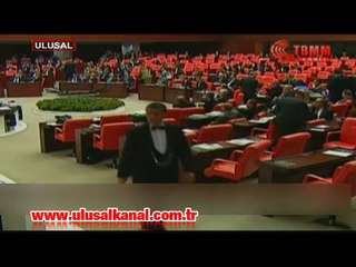 Meclis'te 6,5 saat oturma eylemi ve 5 dakika boyunca 'Kahrolsun faşizm' sloganı