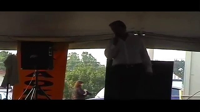 Colin Paul sings Hurt at Elvis Week 2006 ELVIS PRESLEY song video