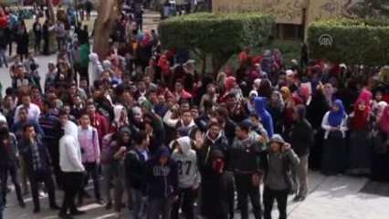 Mısır'daki Öğrenci Gösterileri