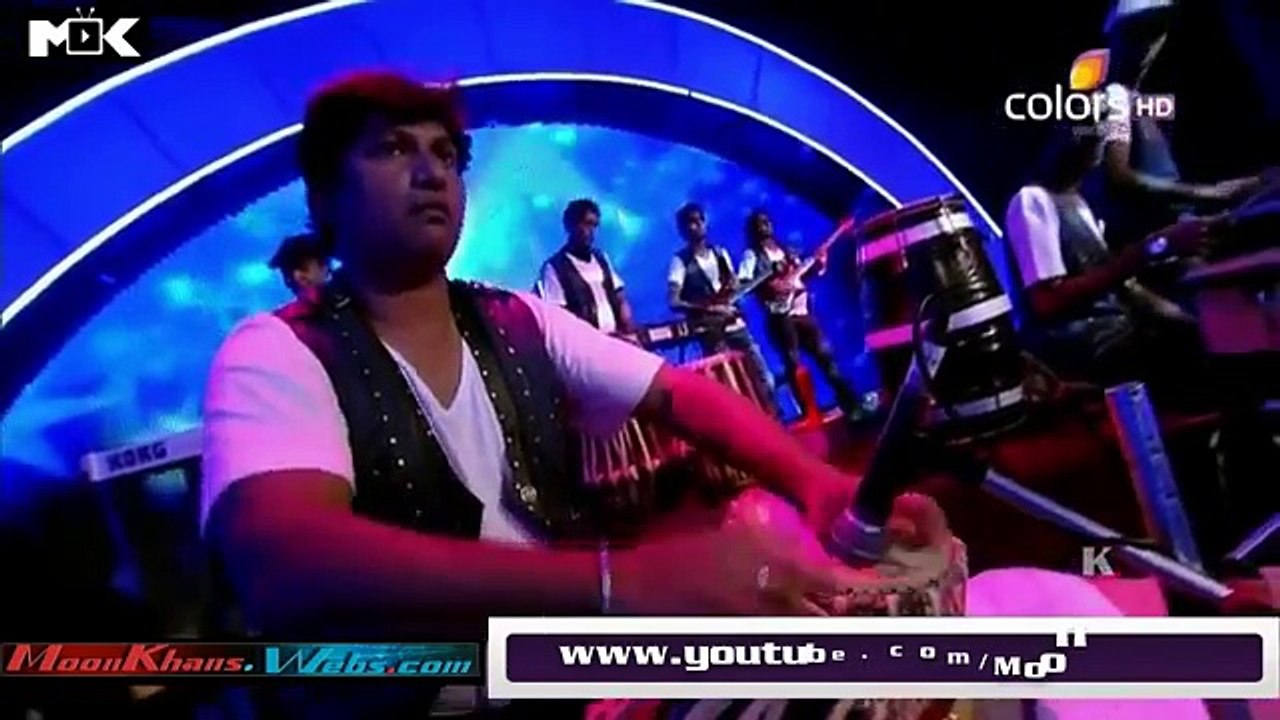 YouTube - Chamakty Chand Ko - Nabeel Shaukat Ali - Live at Sur Kshetra 720p HD