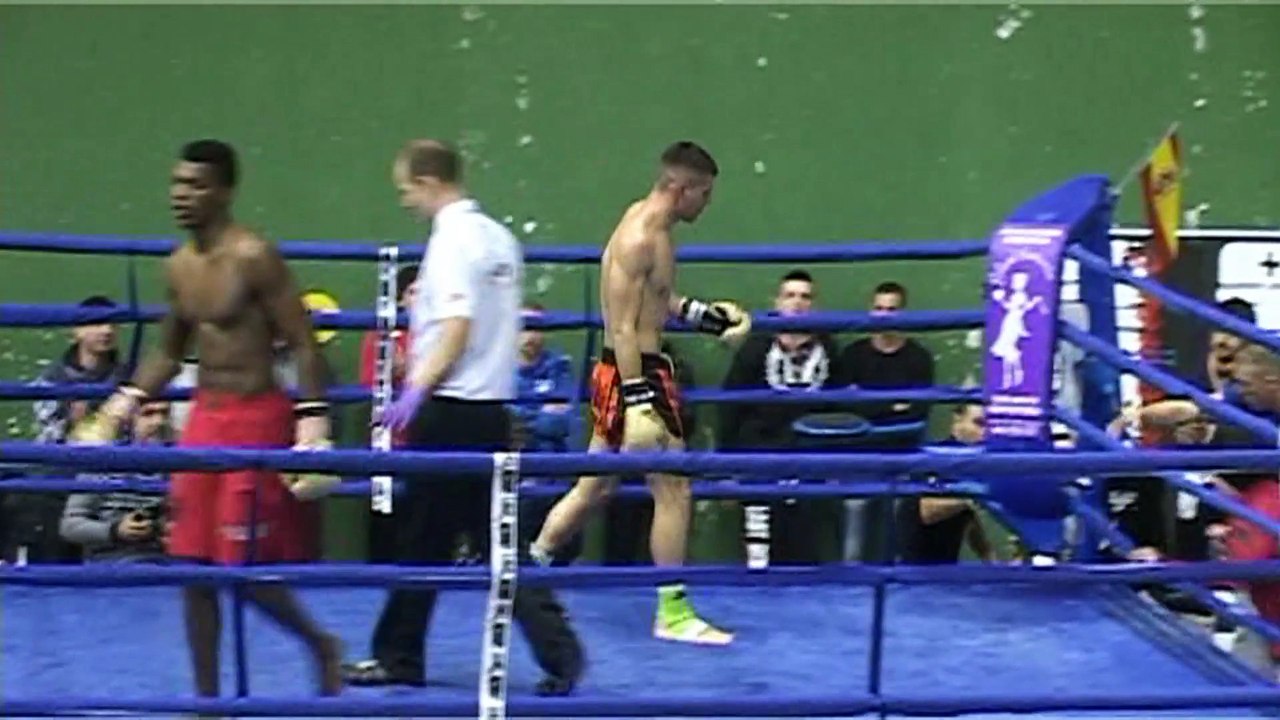7 COMBATE KICK BOXING