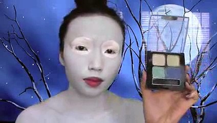 Emily (Corpse Bride) Halloween Make-up Look 1